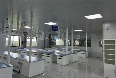 Akú veľkosť prenosného odsávača pár potrebujem?